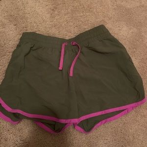 NEW Columbia Athletic shorts